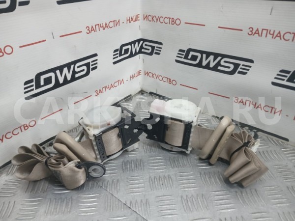 Ремень безопасности Toyota Ipsum 