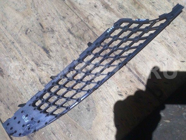 Решетка в бампер Mercedes-Benz GLC-класс Coupe C253 (2016—2019) Mercedes-Benz GLC оригинальный номер a2538889900