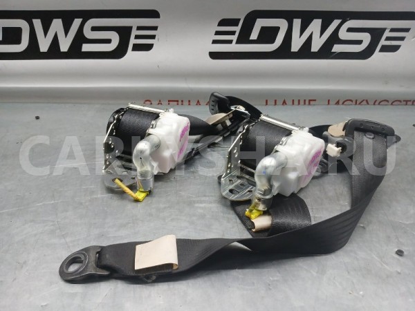 Ремень безопасности Toyota Estima 