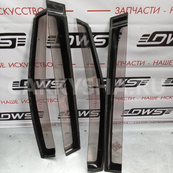 Ветровик на дверь Toyota Estima 