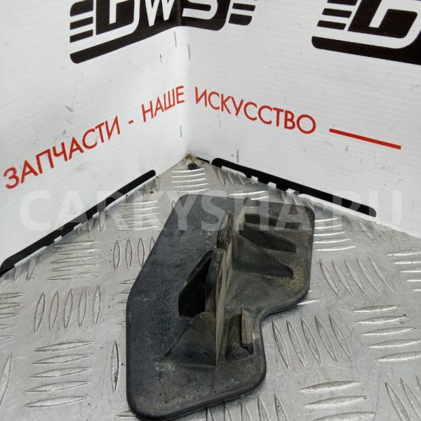 Брызговик Toyota Avensis 