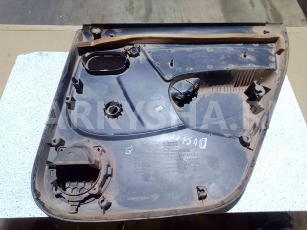 Обшивка двери Renault Duster I рестайлинг (2015—2021) Renault 15 оригинальный номер 829A18026R