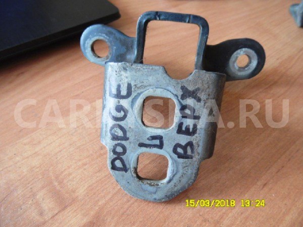 Петля двери Dodge Caliber I (2006—2009) Dodge Caliber оригинальный номер 5074257AB