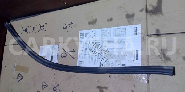 Уплотнитель капота Renault Logan II (2012—2018) Renault 12 оригинальный номер 668309754R