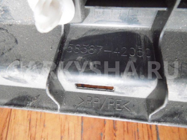 Накладка панели задка Toyota RAV4 III рестайлинг (2009—2016) Toyota RAV 4 оригинальный номер 5838742050