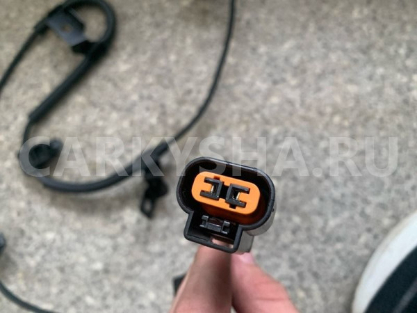 Датчик ABS задний левый L200 2015- Mitsubishi L200 оригинальный номер 4670B007