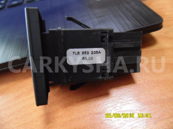 Кнопка аварийной сигнализации Volkswagen Touareg I рестайлинг (2006—2010) Volkswagen Touareg оригинальный номер 7L6953235A