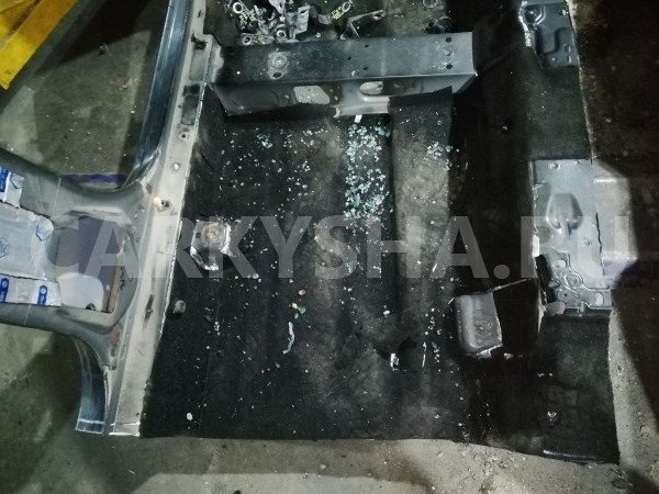 Стойка кузова средняя Ford Focus III (2011—2015) Ford Focus 