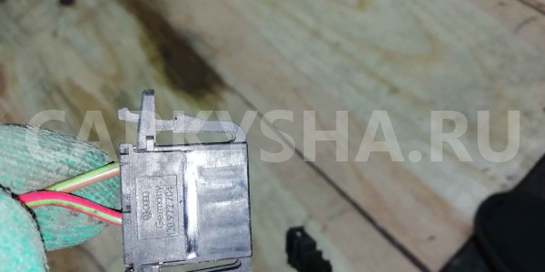 Проводка двери Volkswagen Touareg I (2002—2006) Volkswagen Touareg 