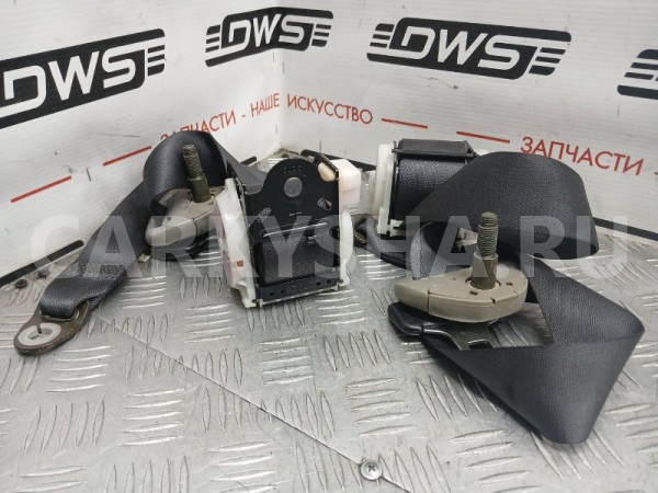 Ремень безопасности Toyota Ipsum 