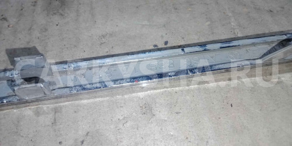 Накладка на решетку Mercedes-Benz M-класс W166 (2011—2015) Mercedes-Benz M-klasse оригинальный номер A1668881385