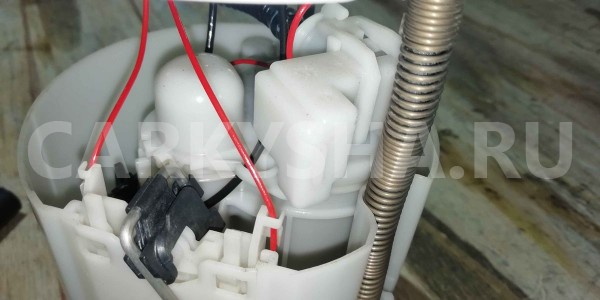 Насос топливный Ford Focus III (2011—2015) Ford Focus оригинальный номер av619h307ad