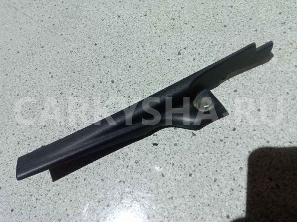 Накладка стекла Renault Logan II (2012—2018) Renault 12 оригинальный номер 668225143r