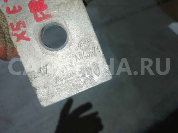 Петля двери BMW X5 E70 (2006—2010) BMW X5 оригинальный номер 41517176850