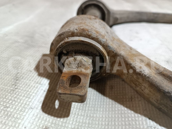 Рычаг передний нижний Mitsubishi Galant оригинальный номер MR296290