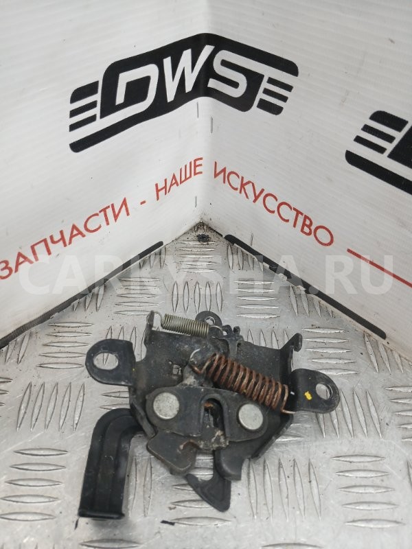 Замок капота Toyota Vitz 