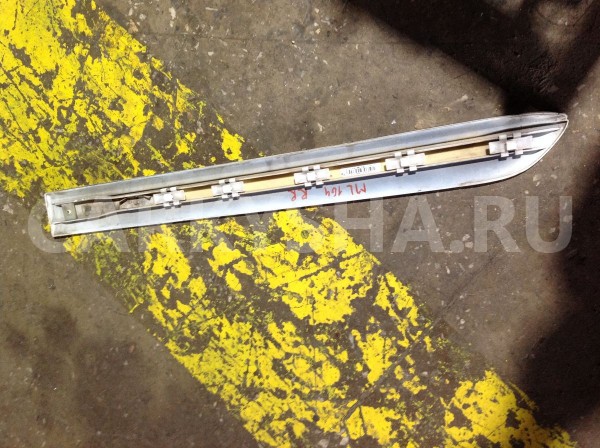 Накладка на дверь Mercedes-Benz M-класс W164 рестайлинг (2008—2011) Mercedes-Benz M-klasse оригинальный номер A1646905462