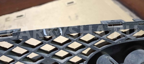 Решетка радиатора Ford Focus II (2005—2008) Ford Focus оригинальный номер 4m518138ae