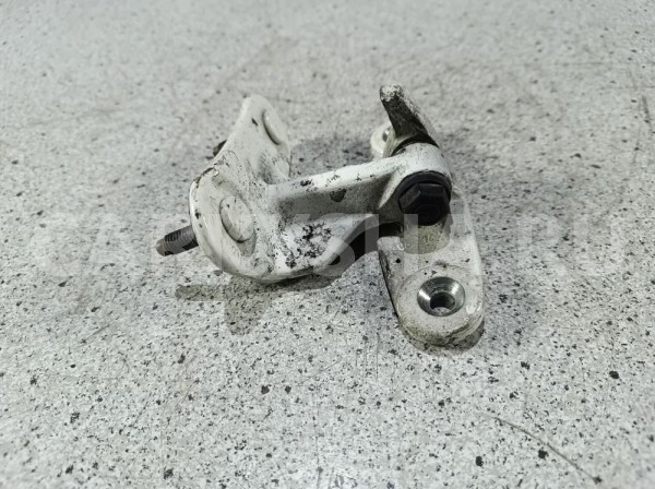 Петля двери Mercedes-Benz GL-класс X166 (2012—2016) Mercedes-Benz G-klasse оригинальный номер A1667300137