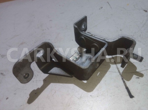 Кронштейн глушителя Mercedes-Benz E-класс W212/S212/C207/A207 рестайлинг (2013—2016) Mercedes-Benz E-klasse оригинальный номер A2124900440