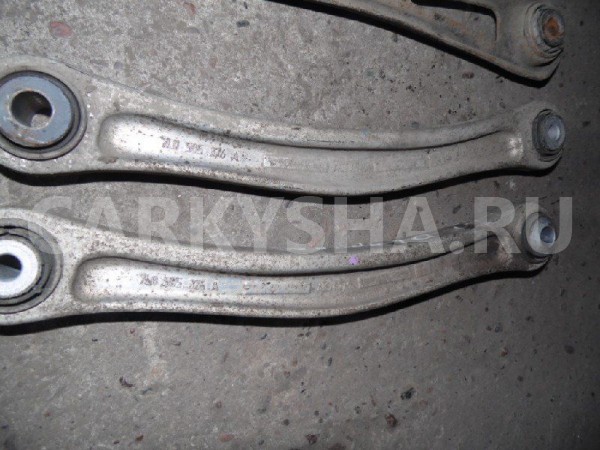 Рычаг Volkswagen Touareg I рестайлинг (2006—2010) Volkswagen Touareg 