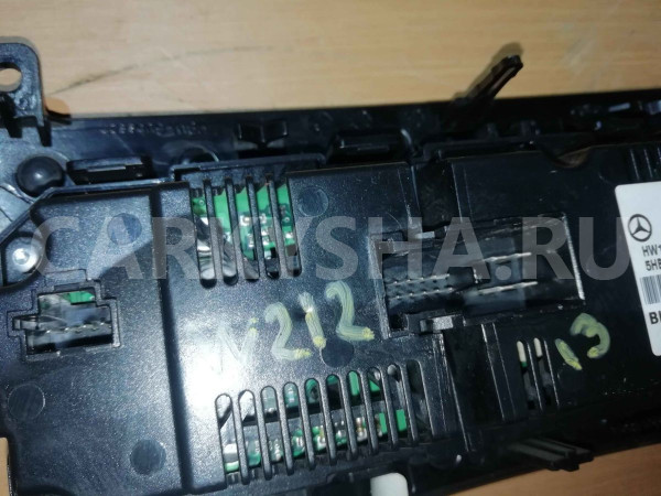 Блок управления климатической установкой E W212 Mercedes-Benz E-klasse оригинальный номер a2129005118