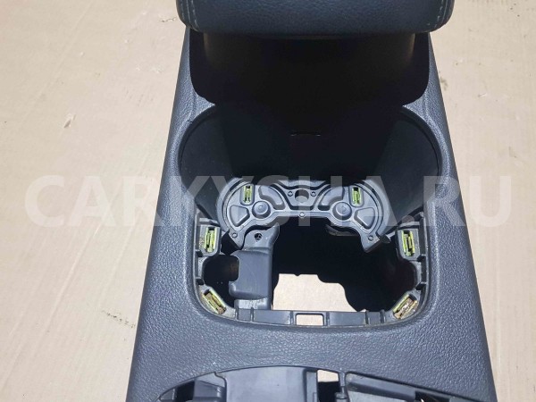 Подлокотник Ford Focus III (2011—2015) Ford Focus оригинальный номер BM51A045M62C