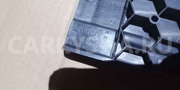 Накладка (кузов внутри) Mercedes-Benz M-класс W166 (2011—2015) Mercedes-Benz M-klasse оригинальный номер a1666841131