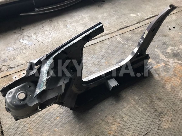 Стойка кузова средняя правая Focus 3 2012 Ford Focus 