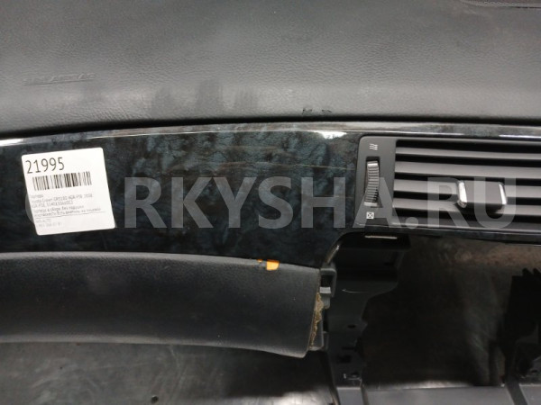 Торпедо Toyota Crown 