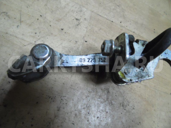 Ограничитель двери Opel Vectra C (2002—2005) Opel Vectra оригинальный номер 9229752