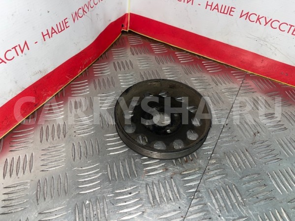 Шкив помпы Mitsubishi Colt 