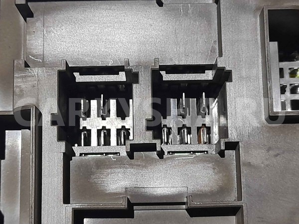 Блок предохранителей BMW X5 E70 (2006—2010) BMW X5 оригинальный номер 61146931687