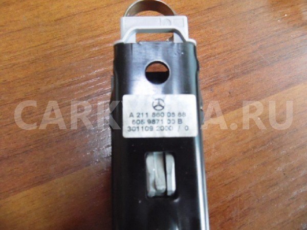 Механизм регулировки ремня безопасности Mercedes-Benz M-класс W164 рестайлинг (2008—2011) Mercedes-Benz M-klasse оригинальный номер A2118600688