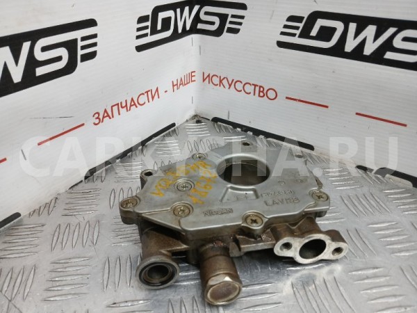 Насос масляный Nissan Skyline 