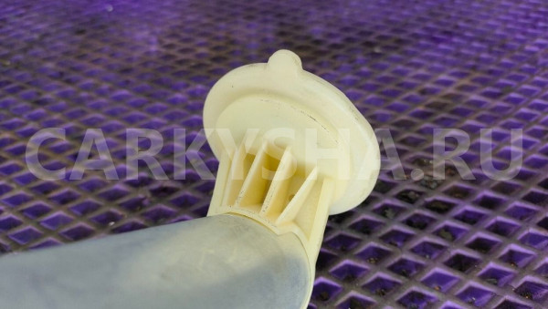 Датчик уровня топлива Mercedes-Benz W124 Mercedes-Benz W124 оригинальный номер 1245470004