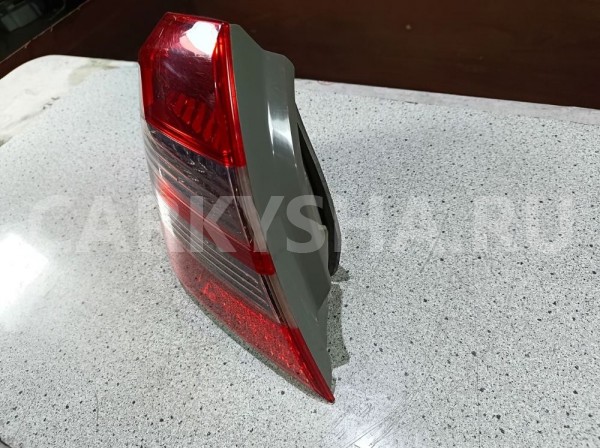 Фонарь задний Toyota Premio T24 рестайлинг (2004—2007) Toyota Premio оригинальный номер 8156120A00