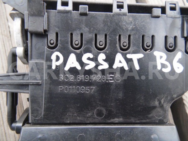 Дефлектор Volkswagen Passat B6 (2005—2010) Volkswagen Passat оригинальный номер 3c2819728e