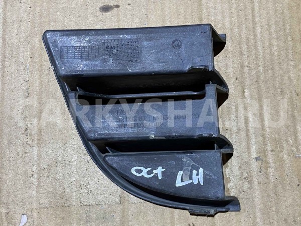 Решетка в бампер Skoda Octavia II рестайлинг (2008—2013) Skoda Octavia оригинальный номер 1z0853665c