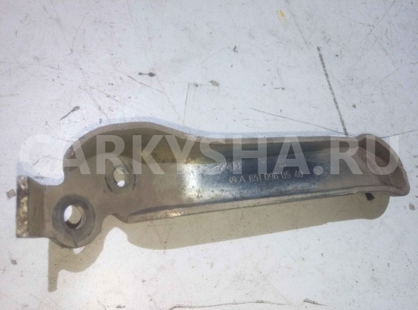 Кронштейн Mercedes-Benz E-класс W212/S212/C207/A207 рестайлинг (2013—2016) Mercedes-Benz E-klasse оригинальный номер A6510960540