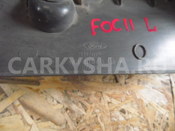 Обшивка салона Ford Focus II (2005—2008) Ford Focus оригинальный номер 4M51A31017AFW