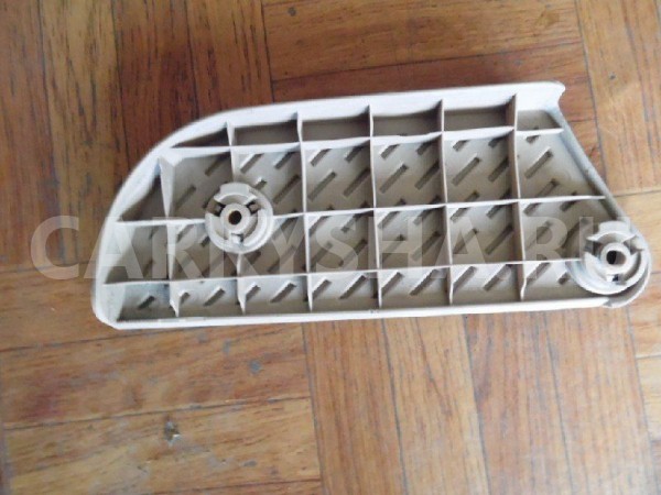 Накладка порога (внутренняя) Toyota Land Cruiser 100 (1998—2002) Toyota Land Cruiser оригинальный номер 5862660020A0