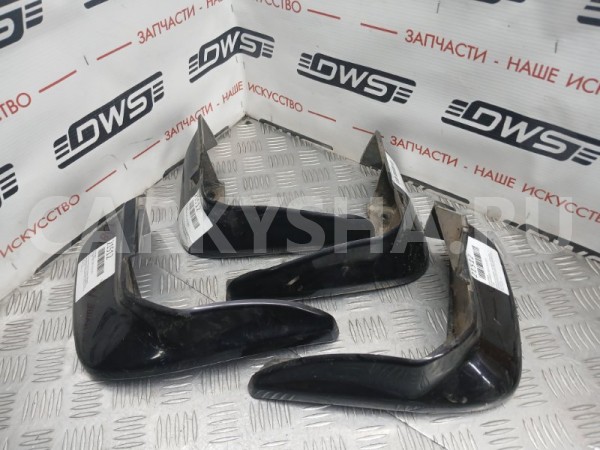 Брызговик Honda Freed 