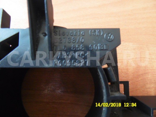 Накладка (кузов внутри) Volkswagen Touareg I (2002—2006) Volkswagen Touareg оригинальный номер 7L6858903T