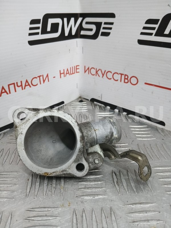 Корпус термостата Mitsubishi Outlander 