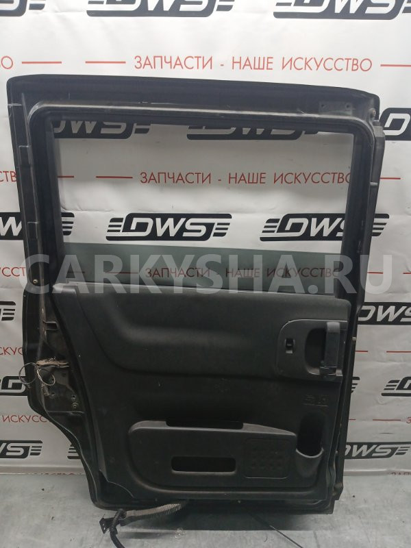 Дверь задняя левая Nissan Serena 